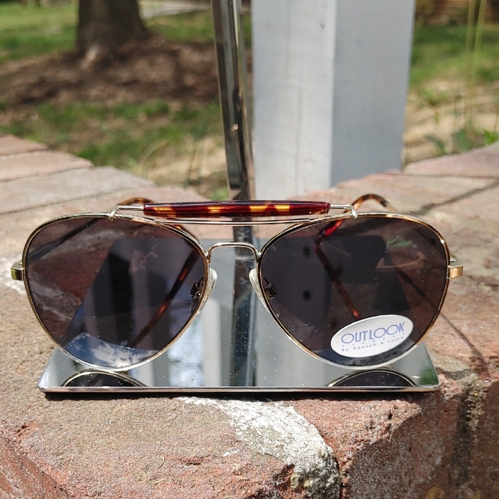 Outlook By Bausch & Lomb Gold Aviator Sunglasses with Dark Lenses (682)